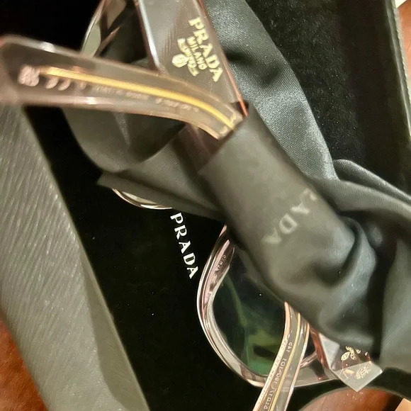 💖 AUTHENTIC Prada Pink Clear Women's Glasses, New with Case and Cloth - Picture 5 of 9